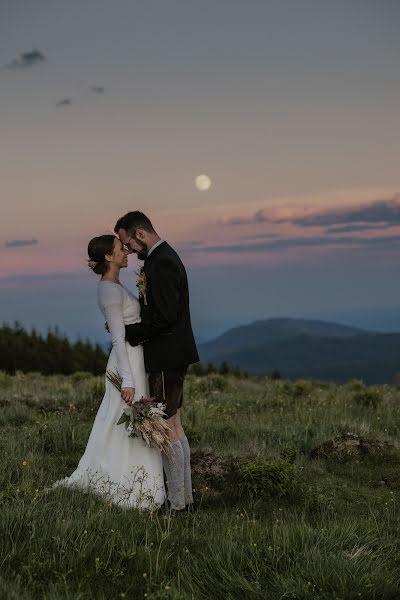 Vestuvių fotografas Michaela Begsteiger (michybegsteiger). Nuotrauka 2022 birželio 27