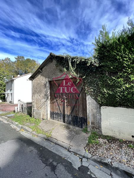 Vente parking  119 m² à La Caillère-Saint-Hilaire (85410), 50 000 €