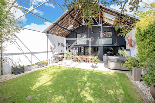 House with garden and terrace 1