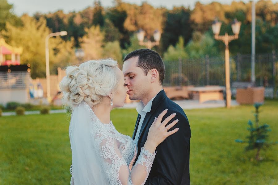 Fotógrafo de casamento Dmitriy Gusalov (dimagusalov). Foto de 1 de julho 2016