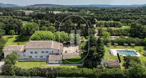 Maison avec piscine et jardin 2