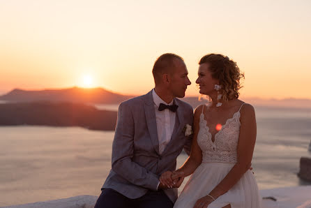 Nhiếp ảnh gia ảnh cưới Dominika Legenza Dimopoulou (santoriniphotos). Ảnh của 3 tháng 8 2022