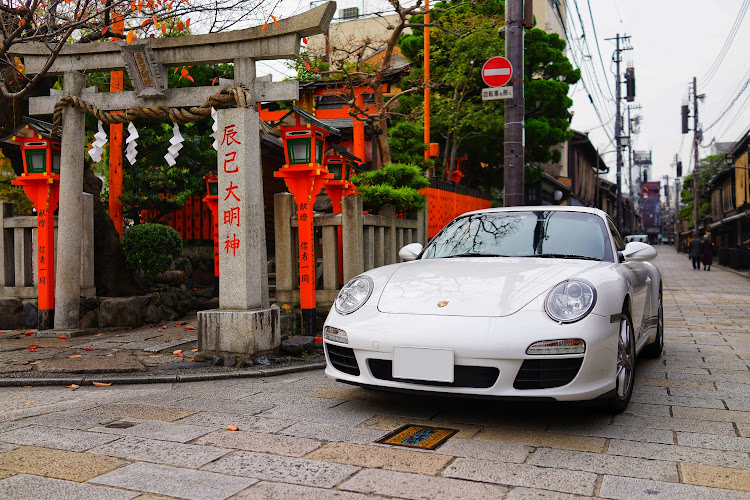 911 クーペの辰巳神社・辰巳大明神・京都・997・ポルシェに関するカスタム事例の投稿画像3枚目