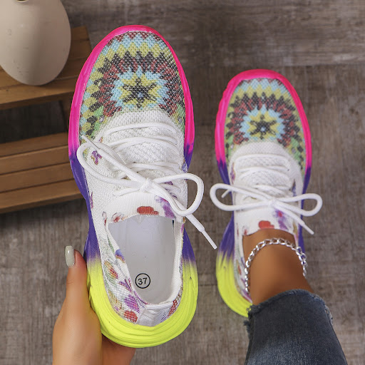 Title 9, Fashion Printed Flat Sports Shoes with Front La...