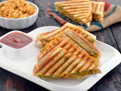 Peri Peri Paneer Sandwich