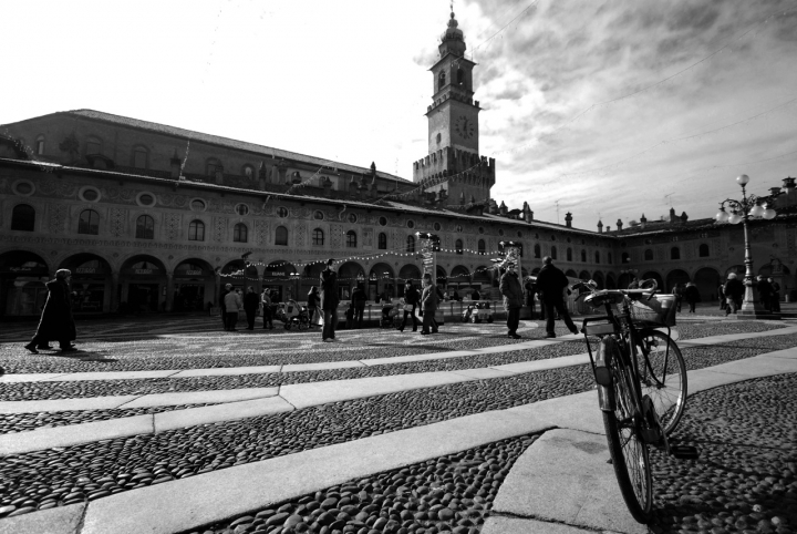 La domenica in piazza di nikonistad60