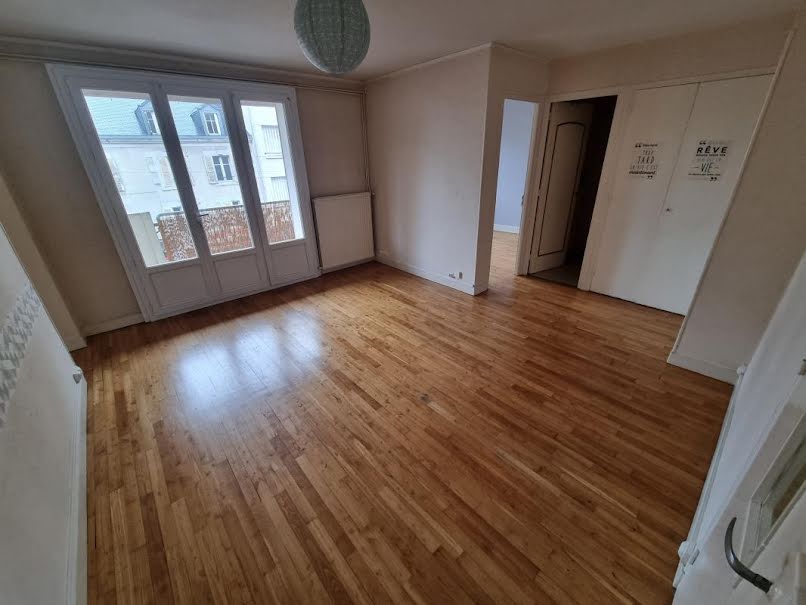 Location  appartement 4 pièces 63 m² à Limoges (87000), 630 €