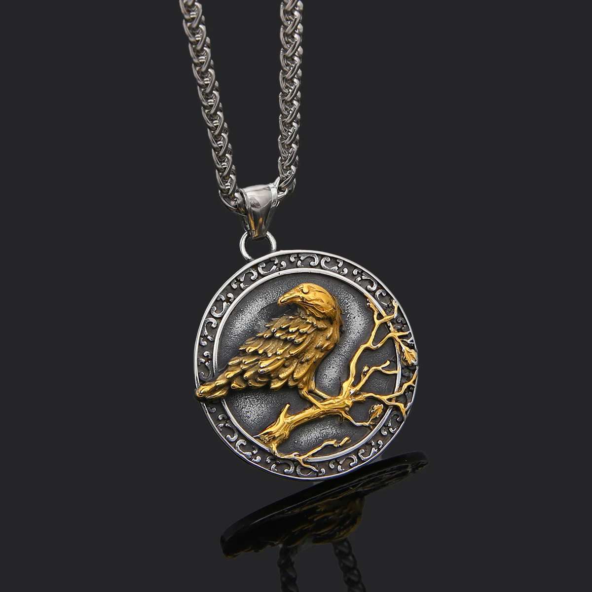 Title 3, Collier pendentif en acier inoxydable Viking Co...