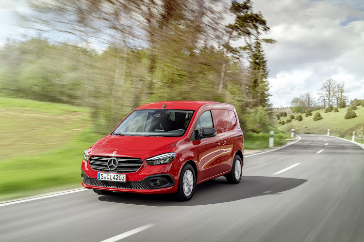 The new Mercedes -Benz Citan is available is powered by four-cylinder petrol and diesel engines.