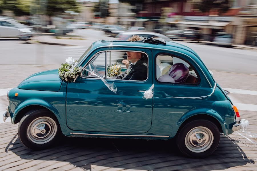 Fotógrafo de casamento Roberto Frignani (gli-imbucati). Foto de 14 de junho 2022