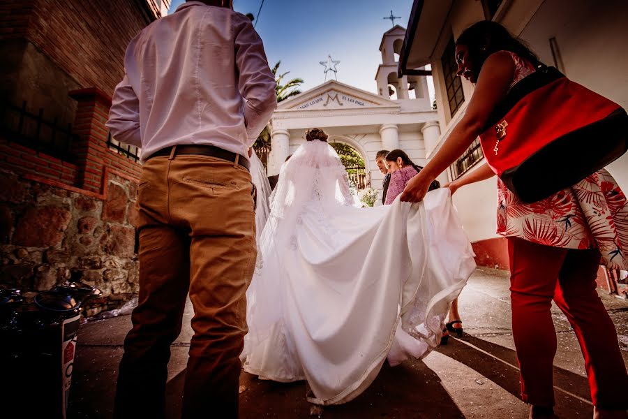 Fotografo di matrimoni Rolando Autalio Soliz (rolandoautalio). Foto del 16 agosto 2020