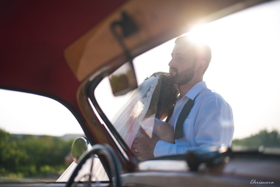 Fotógrafo de casamento Kristina Arutyunova (chrisnovaphoto). Foto de 15 de janeiro 2017