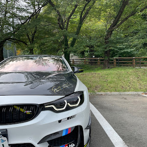 M4 クーペ F82