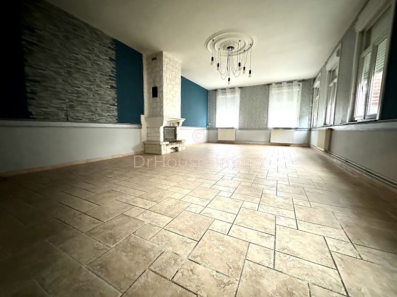 Vente maison 8 pièces 155 m² à Gommegnies (59144), 215 000 €