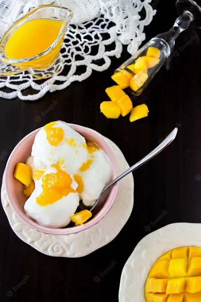 Vanilla Ice Cream With Mango Crush 150ML