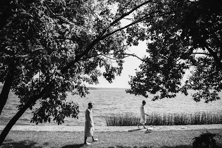 Fotógrafo de casamento Artem Vindrievskiy (vindrievsky). Foto de 3 de agosto 2017