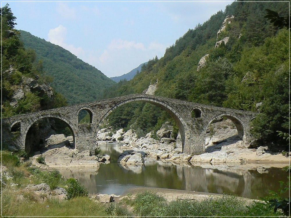 Devil's bridge, as pontes do diabo na Europa