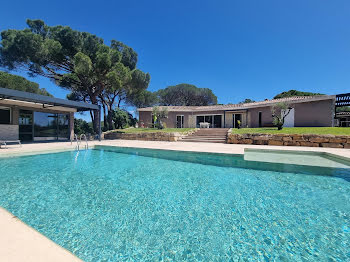 maison à Roquebrune-sur-Argens (83)