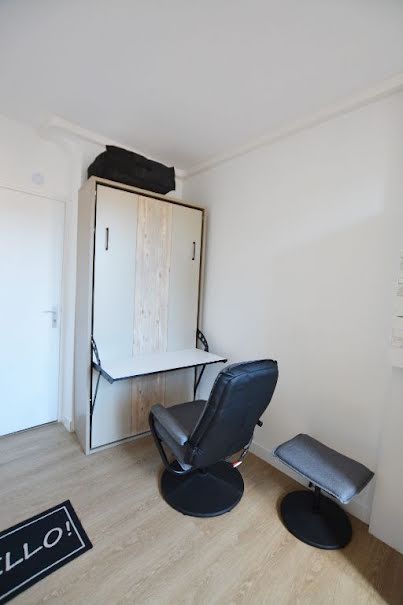 Location meublée appartement 1 pièce 13.61 m² à Abbeville (80100), 360 €