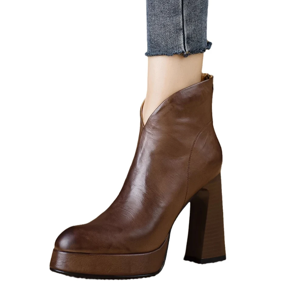 Retro Braune Plateau Stiefel mit Blockabsatz und Reißverschluss, runder Kopf, für Damen. Diese modischen Schuhe bieten Temperament und Stil.