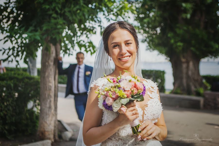 Wedding photographer Ekaterina Reshetnikova (ketrin07). Photo of 30 July 2018