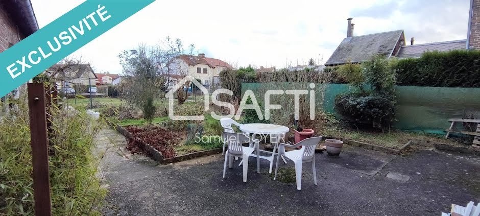 Vente maison 5 pièces 110 m² à Charmes (02800), 143 000 €