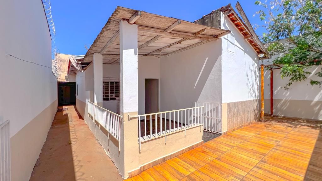 Casa à venda, 161 m² por R$ 250.000,00 - Conjunto Chica Ferreira - Uberaba/MG