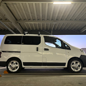 NV200バネット