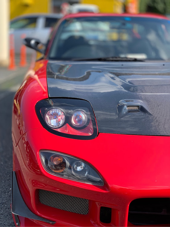 RX-7のレッドメモリー・いつものコンビニに関するカスタム事例の投稿画像1枚目