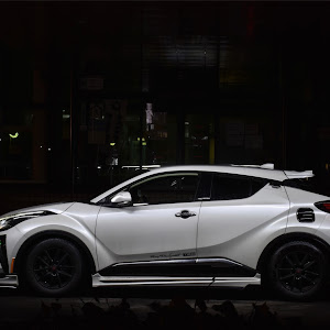 C-HR NGX50