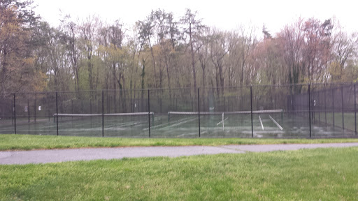 Fairfield Crossing Tennis Courts 