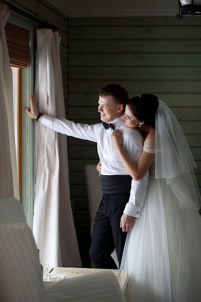 Wedding photographer Larisa Kozlova (lurka). Photo of 22 March 2019