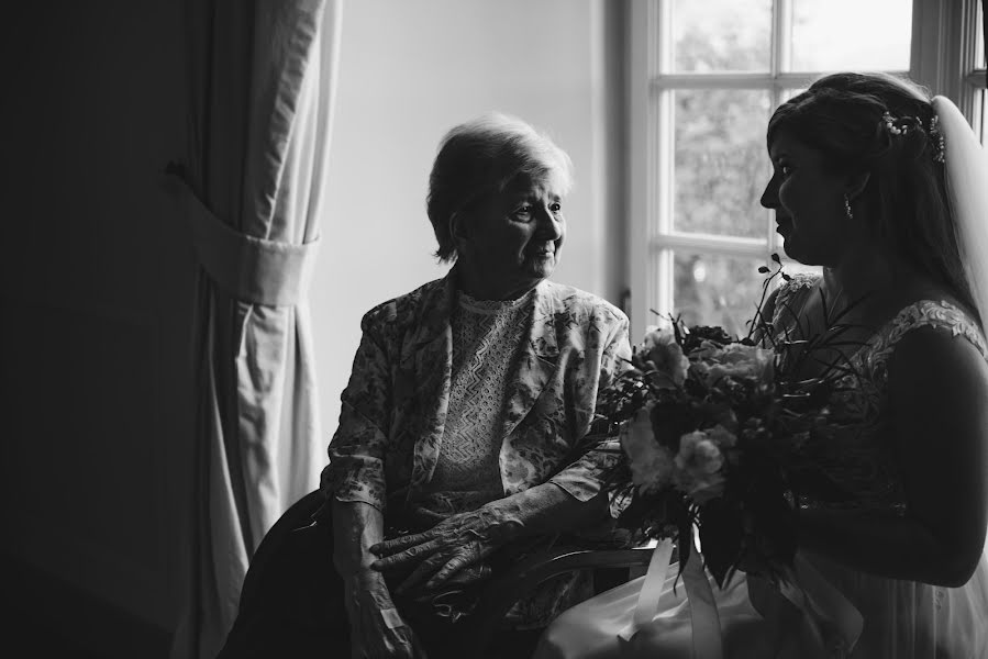 Fotografo di matrimoni Klaudia Amanowicz (wgrudniupopoludn). Foto del 3 giugno 2018