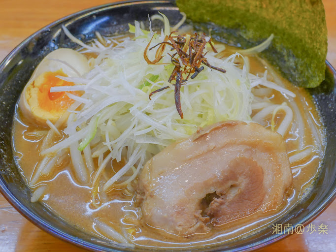 豚骨スープ＋仙台味噌＝濃厚