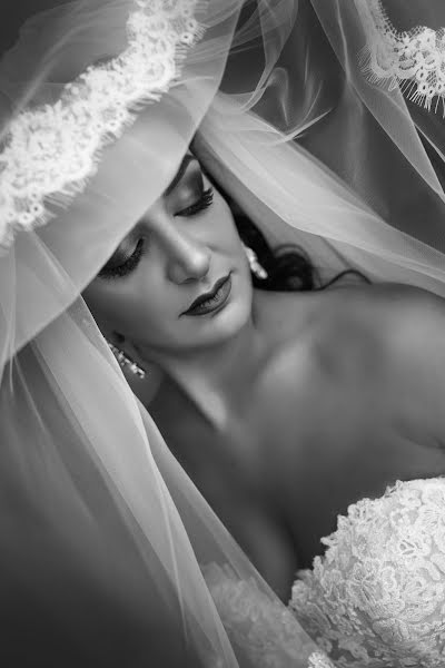 Wedding photographer Valentina Startari (valentinastart). Photo of 2 February 2021