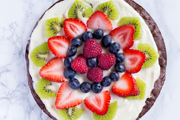 Easy Fruit Pizza