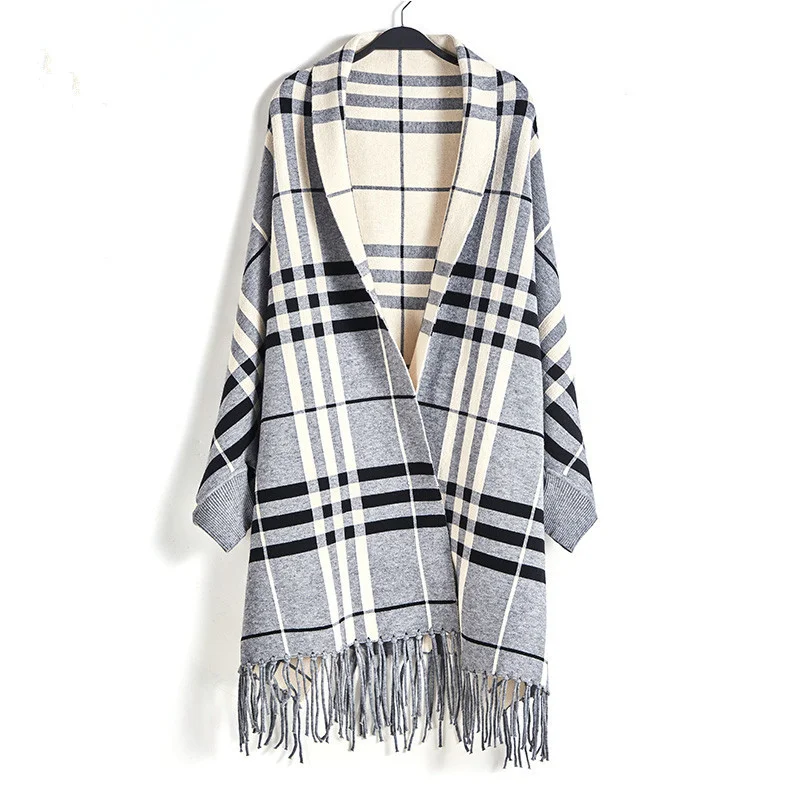 Cardigan mi-long à carreaux pour femme, manteau châle tricoté à pompon