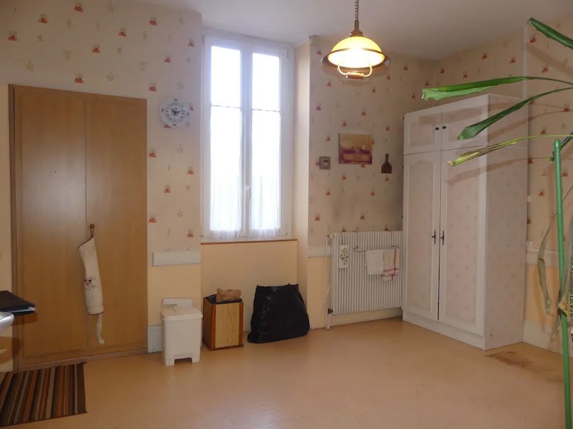 Vente appartement 4 pièces 85.15 m² à Le Creusot (71200), 69 900 €