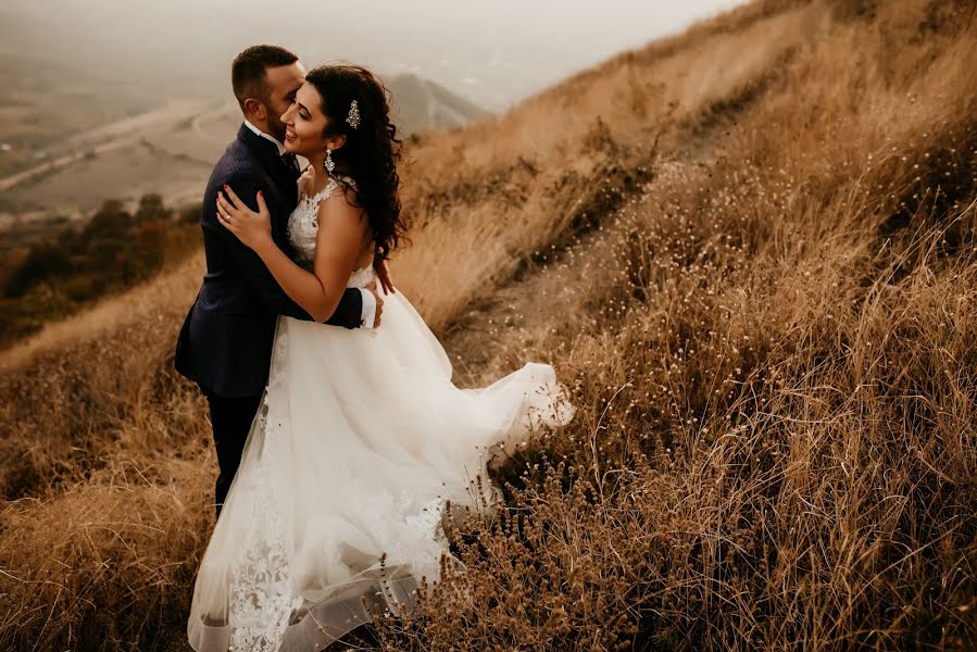 Fotografo di matrimoni Slagian Peiovici (slagi). Foto del 25 gennaio 2020