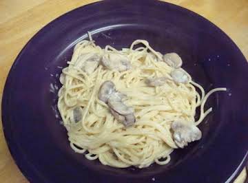 Linguine with Creamy Mushroom Sauce