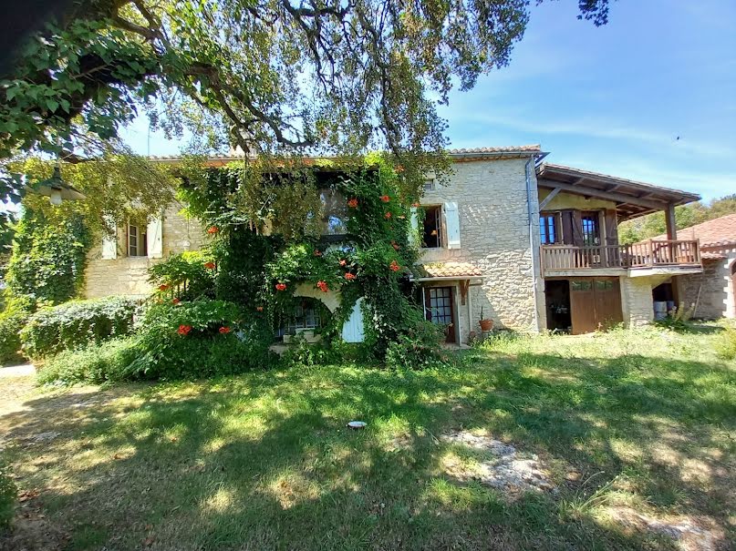 Vente maison 6 pièces 154 m² à Serignac (46700), 265 000 €