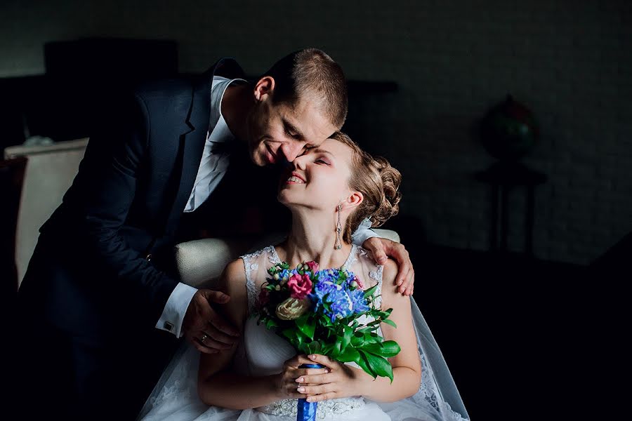 結婚式の写真家Natalya Kovaleva (natali1201)。2017 3月24日の写真