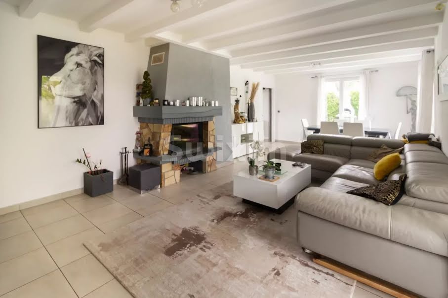 Vente villa 6 pièces 170 m² à Bons-en-Chablais (74890), 699 000 €