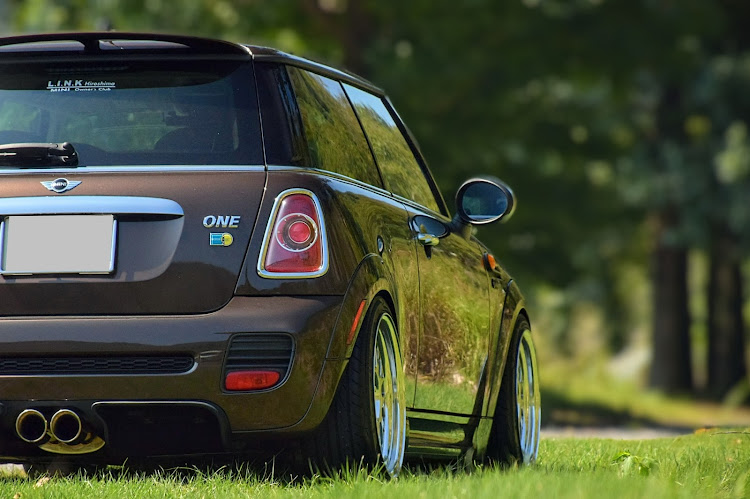 ミニのR56 MINI ONE・ハーフリアショット・過去pic加工・カメ活休止中に関するカスタム事例の投稿画像2枚目