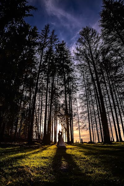 Wedding photographer Juhos Eduard (juhoseduard). Photo of 26 September 2023