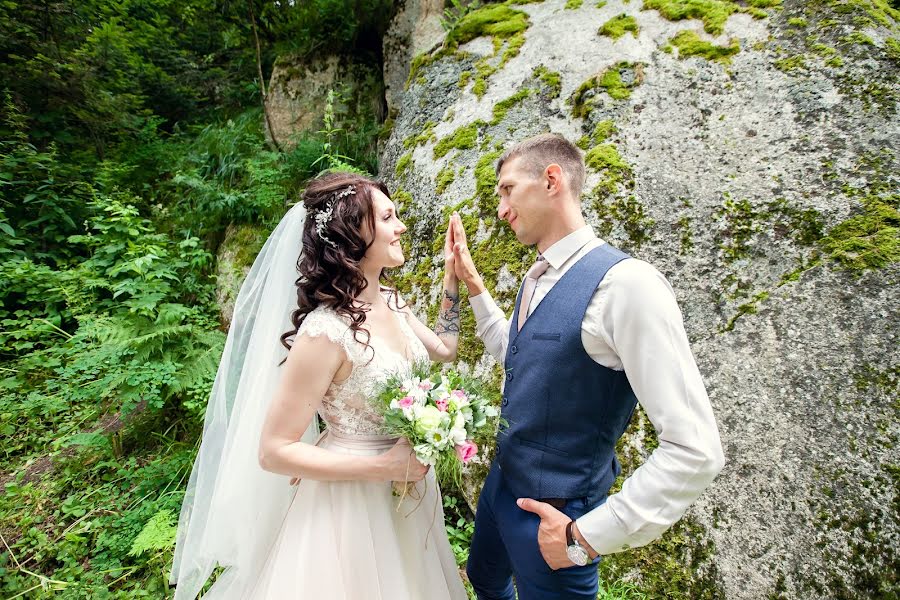 Fotografo di matrimoni Anastasiya Tarabrina (silk). Foto del 5 agosto 2019