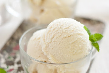 Fresh Mint Ice Cream