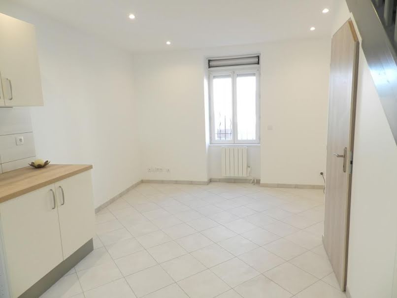 Location  maison 3 pièces 54 m² à Coubert (77170), 780 €