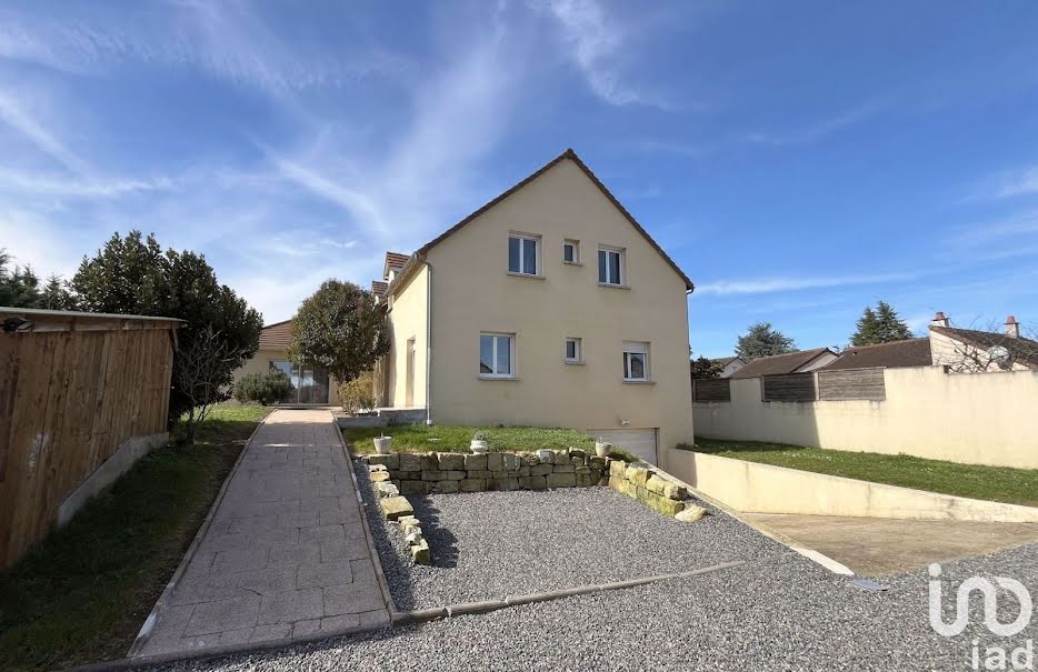 Vente maison 9 pièces 324 m² à Chatellerault (86100), 332 500 €