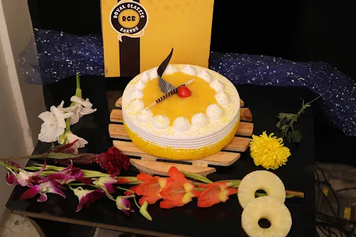 Pineapple Premium Cake